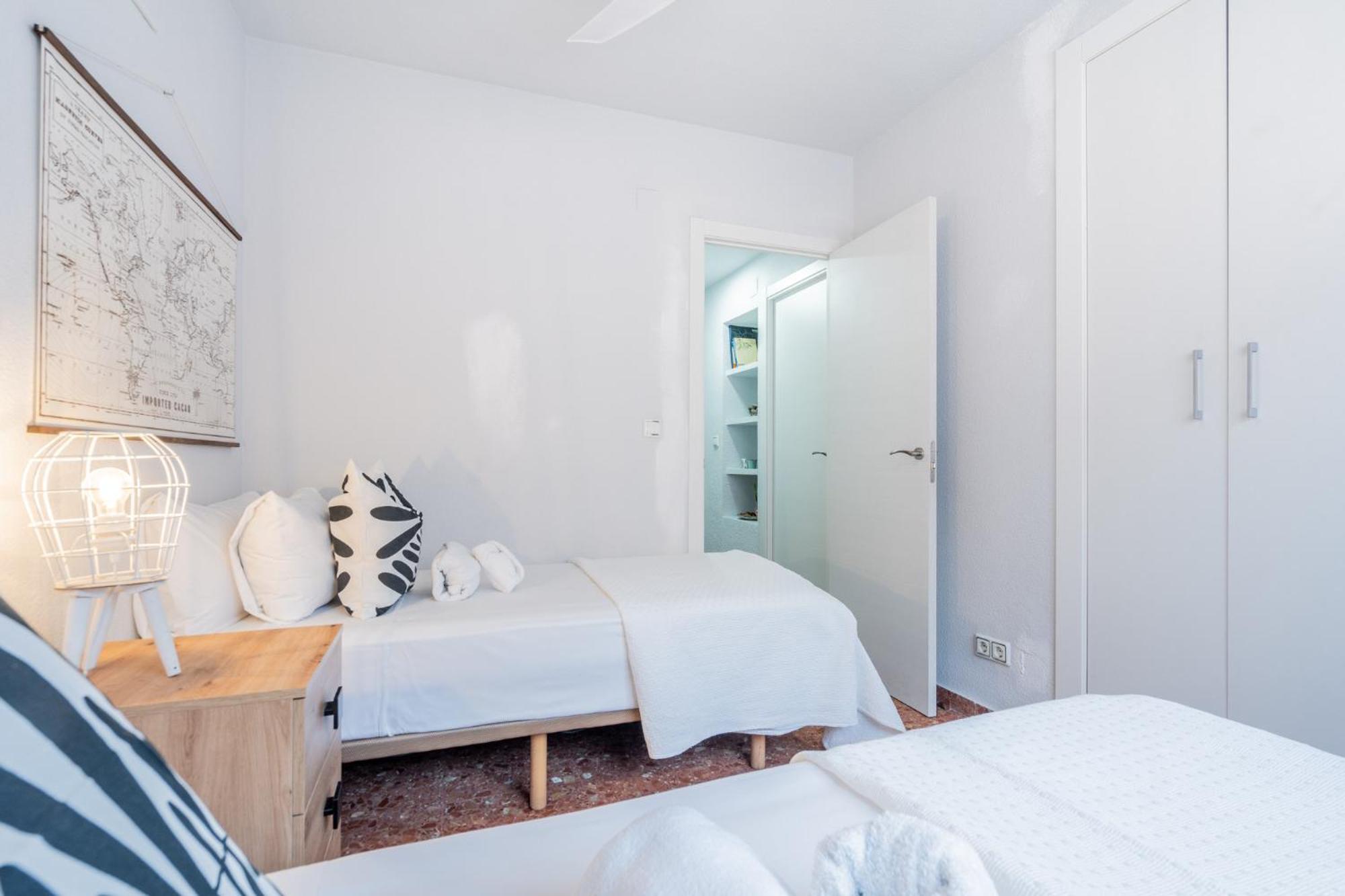 Apartamento Familiar En Avenida Del Puerto Valencia Ngoại thất bức ảnh