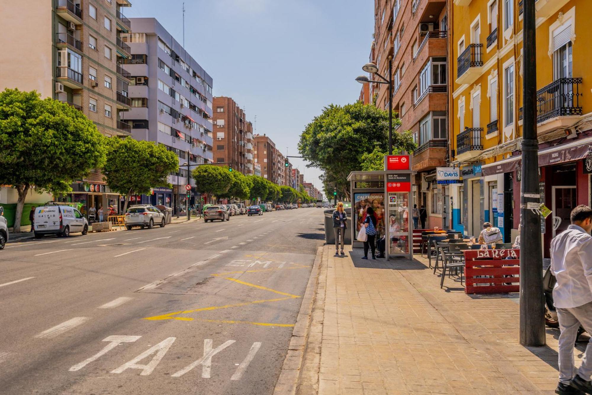 Apartamento Familiar En Avenida Del Puerto Valencia Ngoại thất bức ảnh