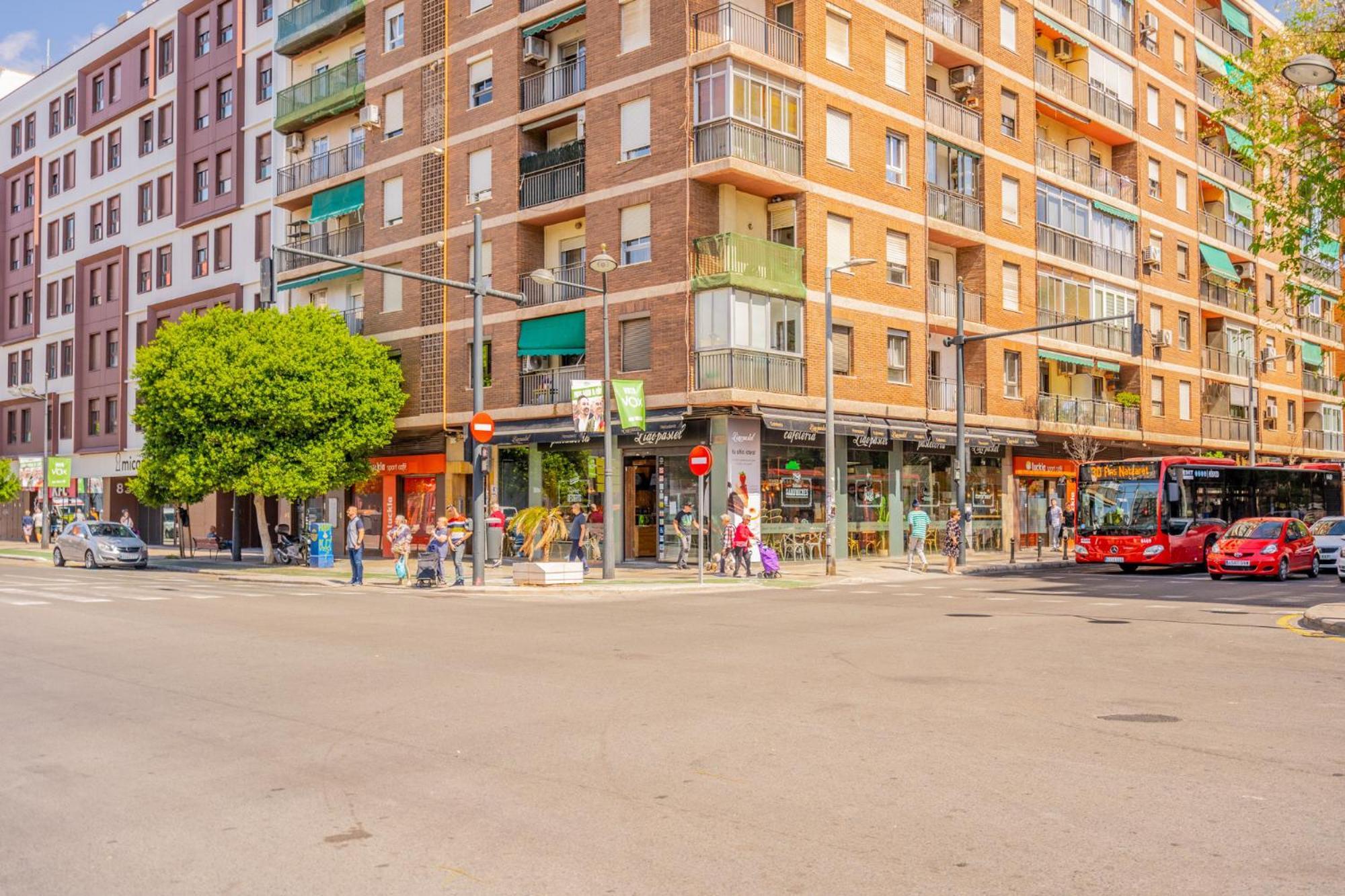 Apartamento Familiar En Avenida Del Puerto Valencia Ngoại thất bức ảnh